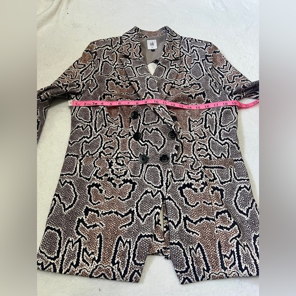 Cabi Python Snake Double Breasted Blazer - Size 12 - Picture 11 of 13
